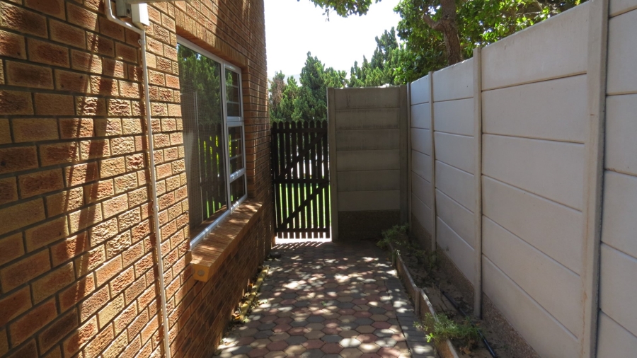 4 Bedroom Property for Sale in Diaz Beach Western Cape